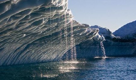 Antarctica se topeste mai repede decat se credea